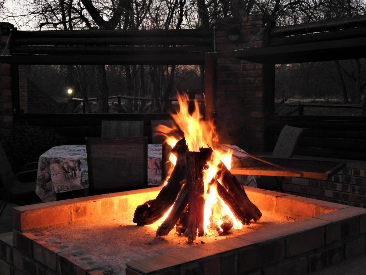 Ubuntu Bed And Breakfast Marloth Park Buitenkant foto