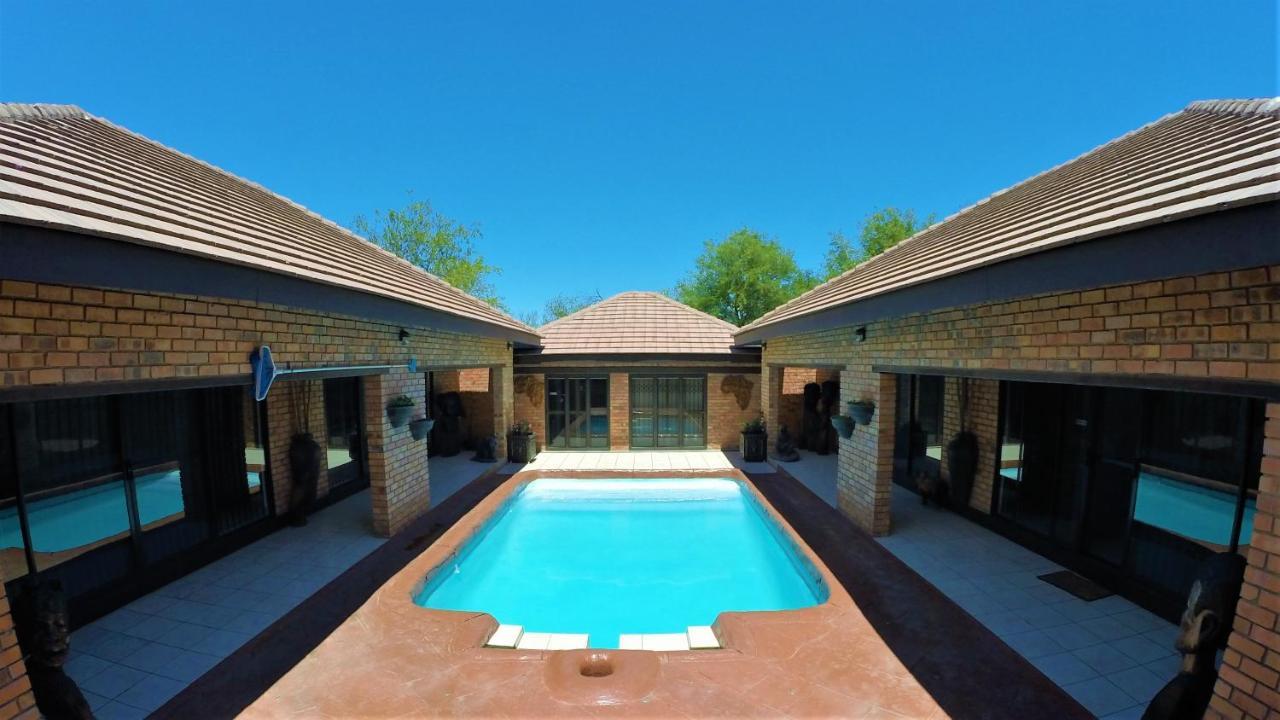 Ubuntu Bed And Breakfast Marloth Park Buitenkant foto