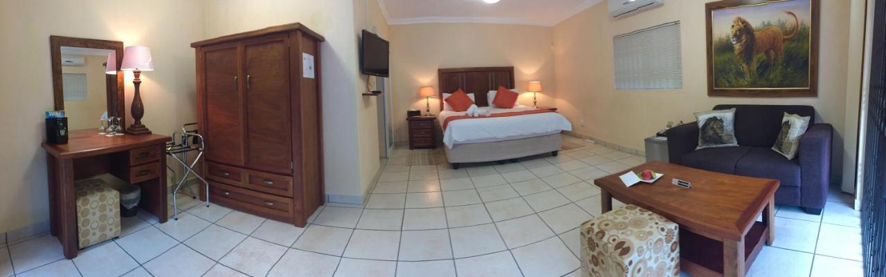 Ubuntu Bed And Breakfast Marloth Park Buitenkant foto